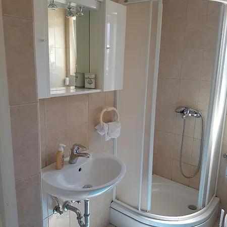 Angela Lägenhet Primošten