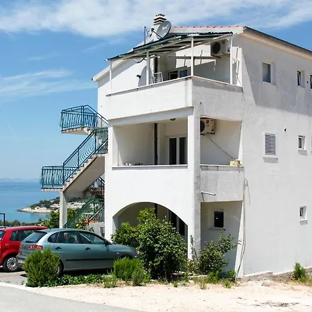 Angela Apartmán *