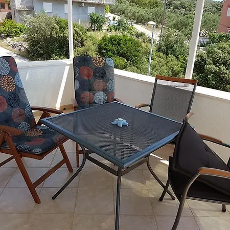 Angela Apartment *