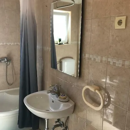 Angela Apartamento Primošten