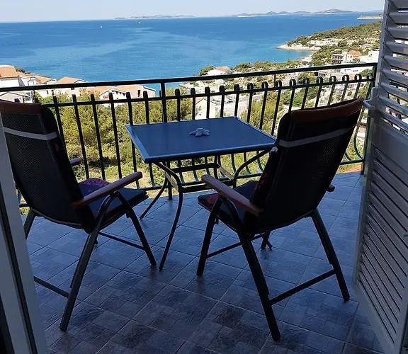 Angela Appartement Primošten